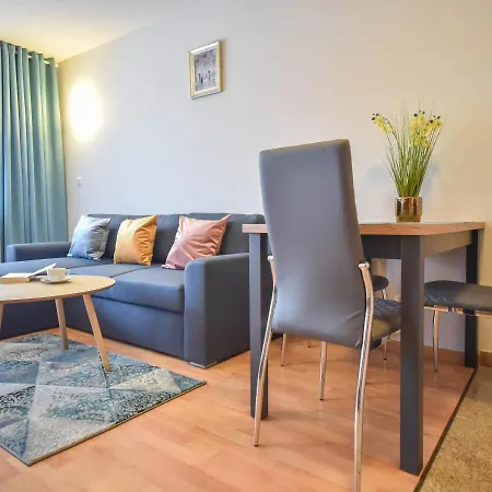 Na Wyspie - Zdrojowa *