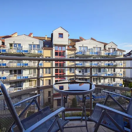 Na Wyspie - Zdrojowa