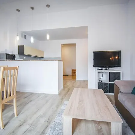 Na Wyspie - Zdrojowa *