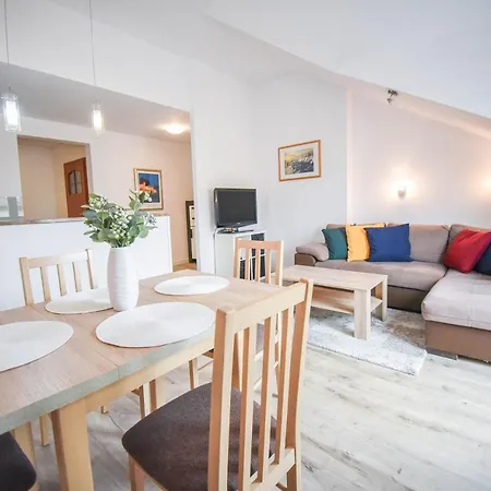 Apartment Na Wyspie - Zdrojowa *