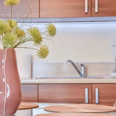 Na Wyspie - Zdrojowa * Свиноуйсьце